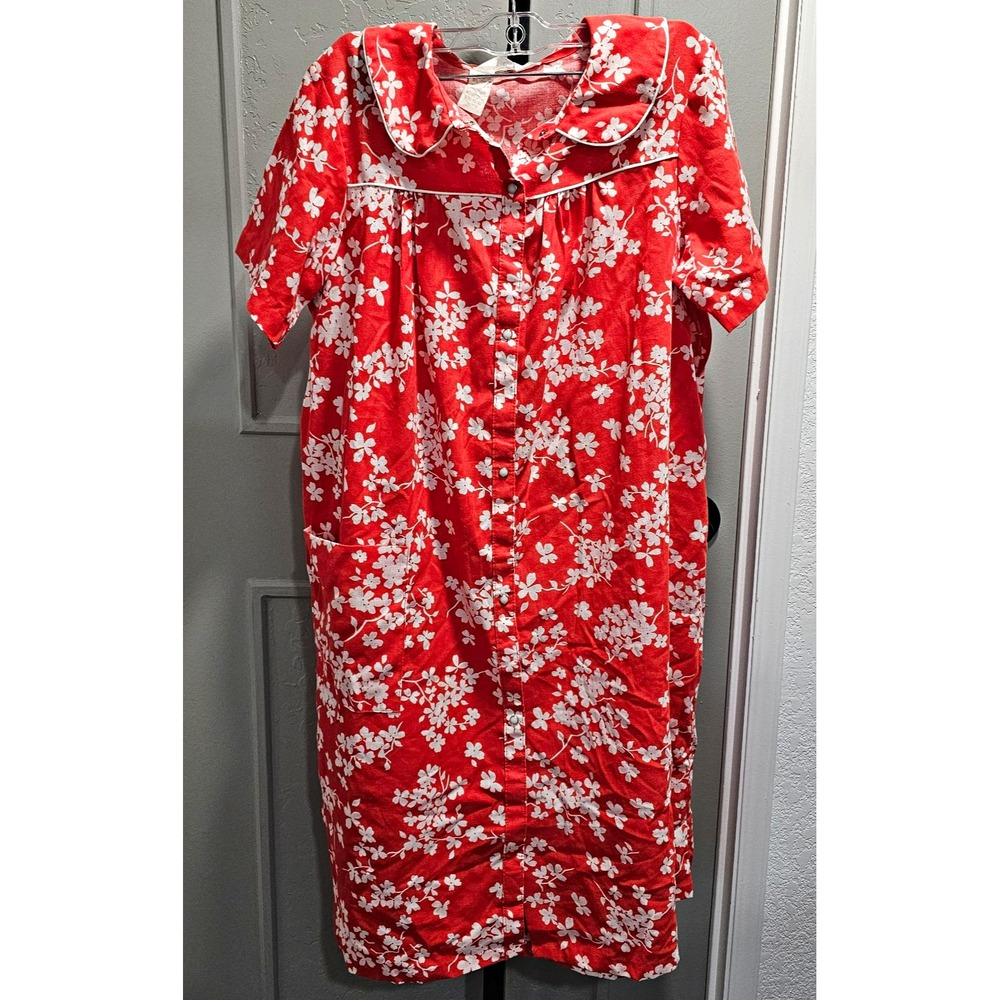 Vintage Sears Koffee Kasual Perma-Prest Floral Nightgown M 8-10 Pearl like Snaps
